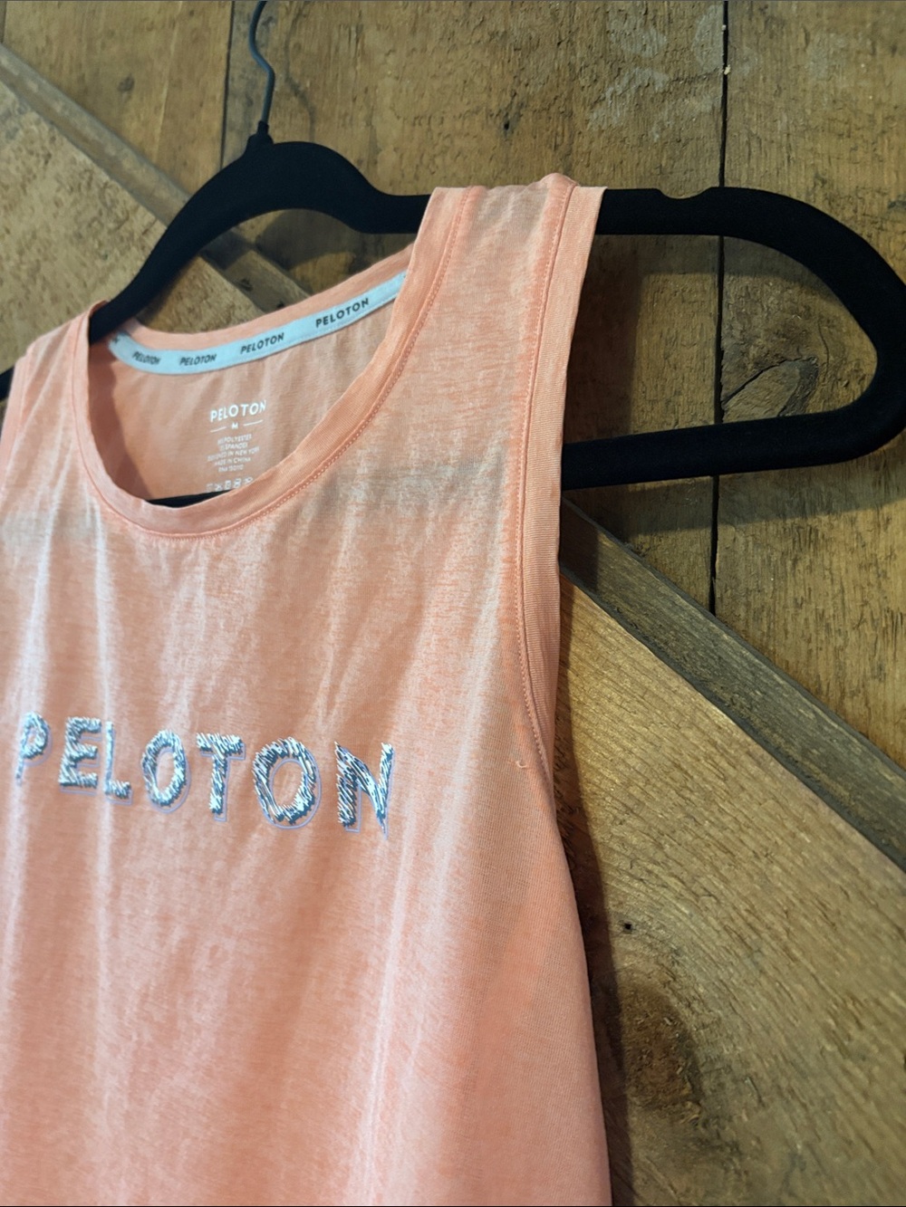 Peloton Peach Crewneck Performance Tank - Picture 2 of 6